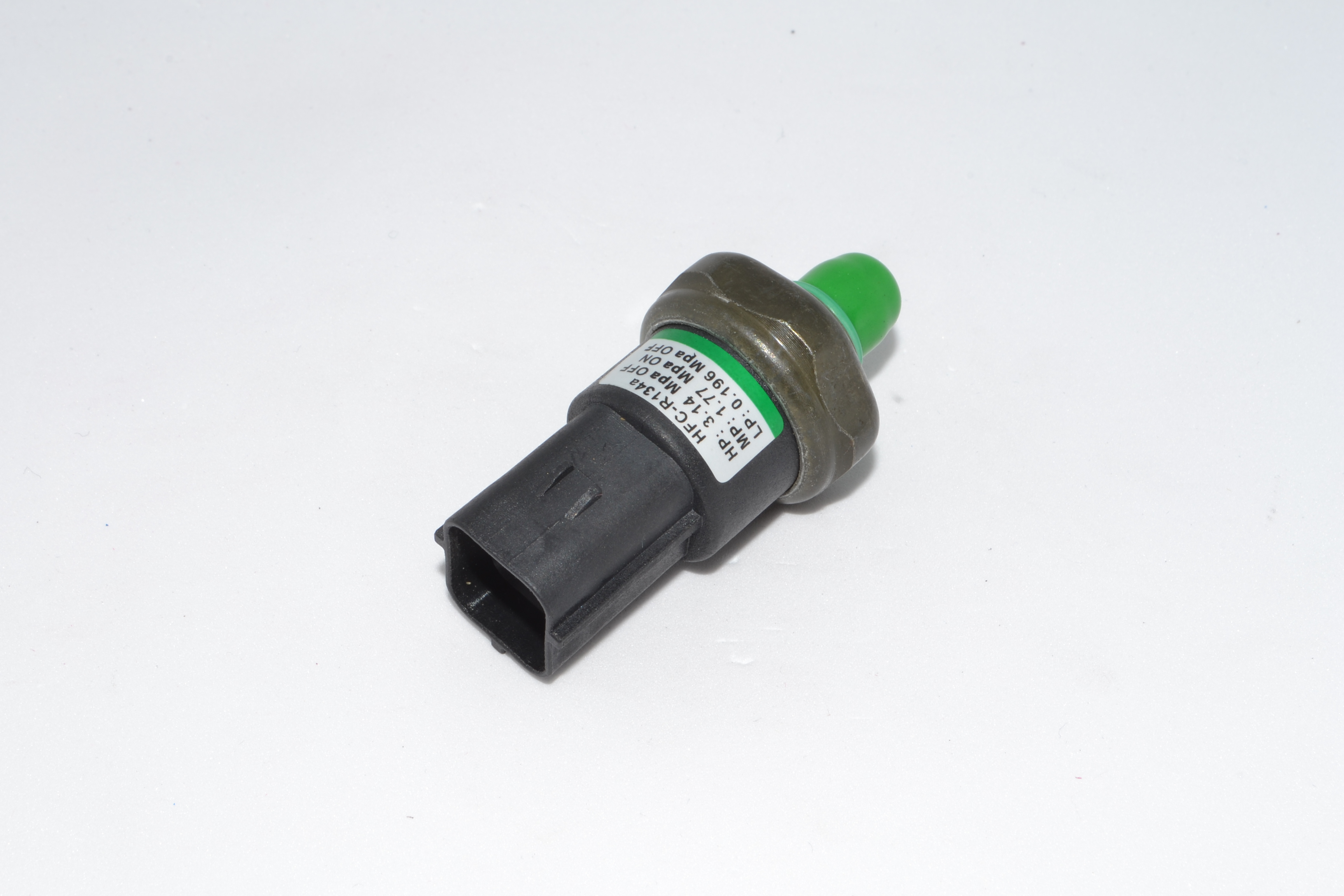 A/C Compressor Coil SSANGYONG 3/8-24UNF 61226000 - photo 2